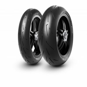 PIRELLI DIABLO ROSSO IV CORSA TL FRONT F 110/70R17 Suvi