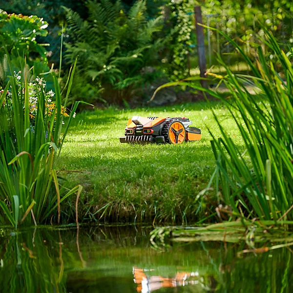 WORX Landroid Vision L1300 WR213E.1 robotniiduk kuni 1300 m² aladele – piirdekaablita AI mururobot - Image 8