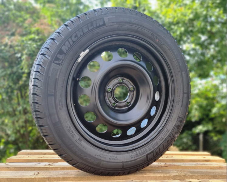 VELJE- JA REHVIKOMPLEKT PEUGOT EXPERT 215/60 R17C MICHELIN AGILIS+ OEM 9809424380 Must