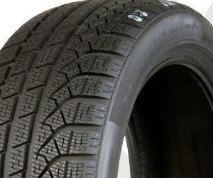 PIRELLI P ZERO WINTER 285/35 R21 Talv