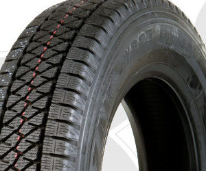 BRIDGESTONE W995 205/75 R16 Talv