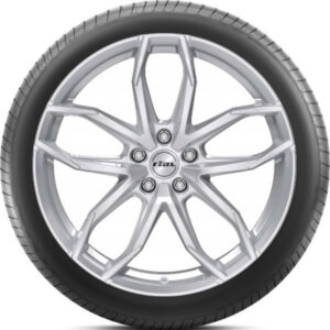 TALVINE VELJE- JA REHVIKOMPLEKT 18 SPORTAGE NQ5 / TUCSON NX4E NOKIAN-2/LUCCA Hõbedane PAREM