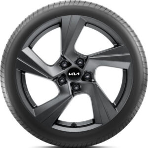 TALVINE VELJE- JA REHVIKOMPLEKT 18 SPORTAGE NQ5 PIRELLI-P2/KIA Grafiit PAREM