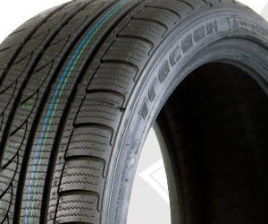 TRACMAX S210 205/55 R16 Talv